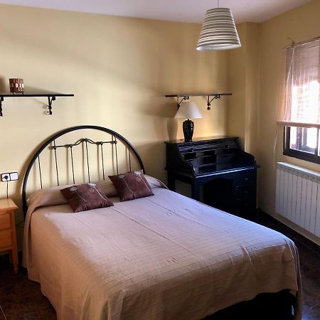 Вилла Casa En El Corazon De Gredos, Amplia Y Agradable. Навасепеда-де-Тормес Экстерьер фото